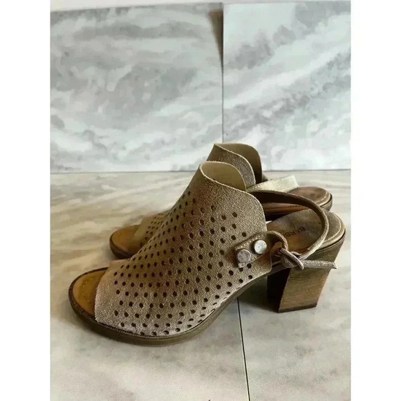 Barbara Barbieri Leather Slingback Block Heel Suede Perforated Peep Toe Heels 10 - Picture 1 of 7